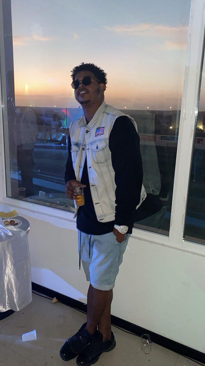 og_yng's tweet photo. Young OG 🤘🏽 https://t.co/1uvTPb4Fdf