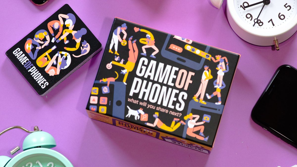 gameofphones's tweet photo. Time is running out on 2019! We're wishing you a Happy New Years where hopefully you don't have to turn on any of your saved alarms. #gameofphones https://t.co/WqkpvHrcqr