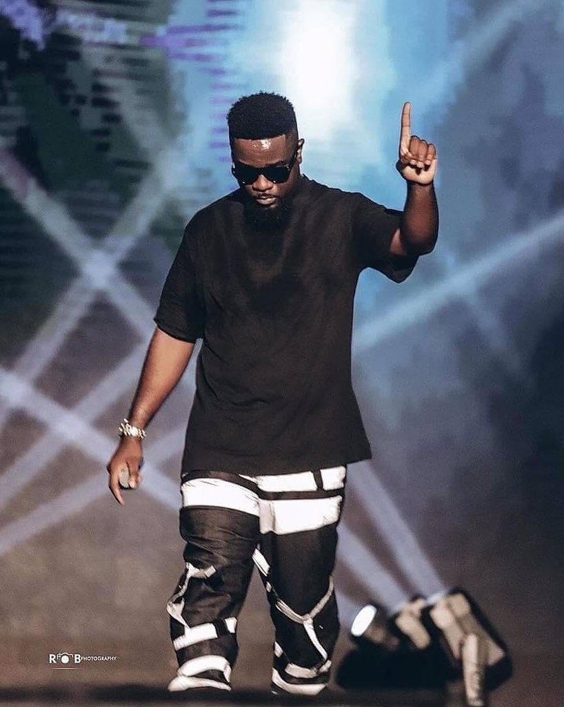 Society_watch's tweet image. There’s only one Highest in Africa and he’s the Greatest 🔥🔥🔥@sarkodie 
#Feelings 
#societynews 
#societyreact