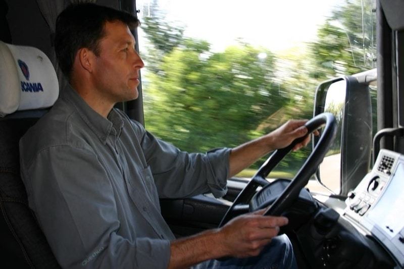 Economie, les TPE et PME appellent à l’aide transportissimo.com/economie-les-t…