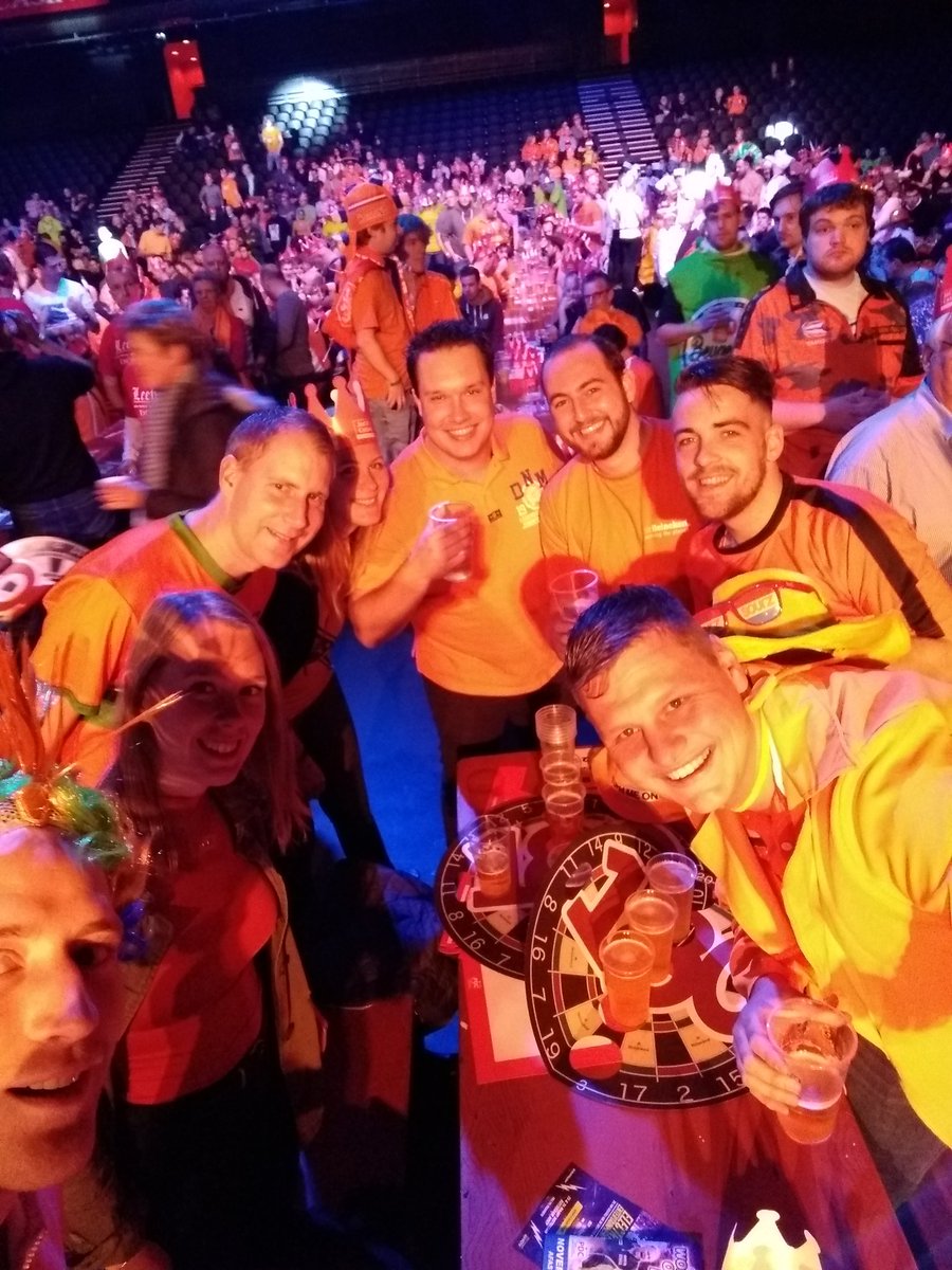 Kevinippel's tweet photo. There is only one Danny Noppert! @rtl7darts #rtl7darts #worldseriesfinals https://t.co/wgLrTimJmc