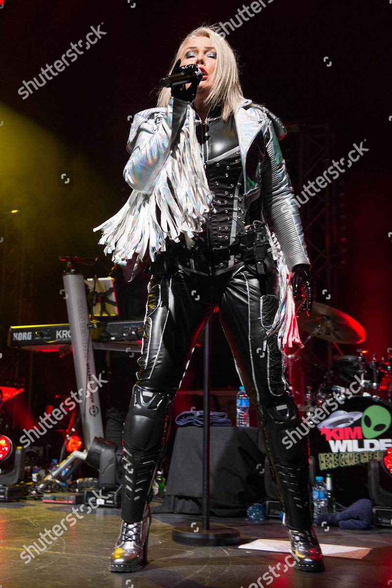 Superlink92's tweet photo. Here's Kim Wilde! π€πΎπ½π€πΎ @kimwilde #KimWilde #KimWildeFans #KimWildeForever #TeamWilde #KidsInAmerica #AnotherStep #YouCame #NowandForever #PopDontStop #KandyKrush #HereComeTheAliens https://t.co/8vhxPOyjGJ