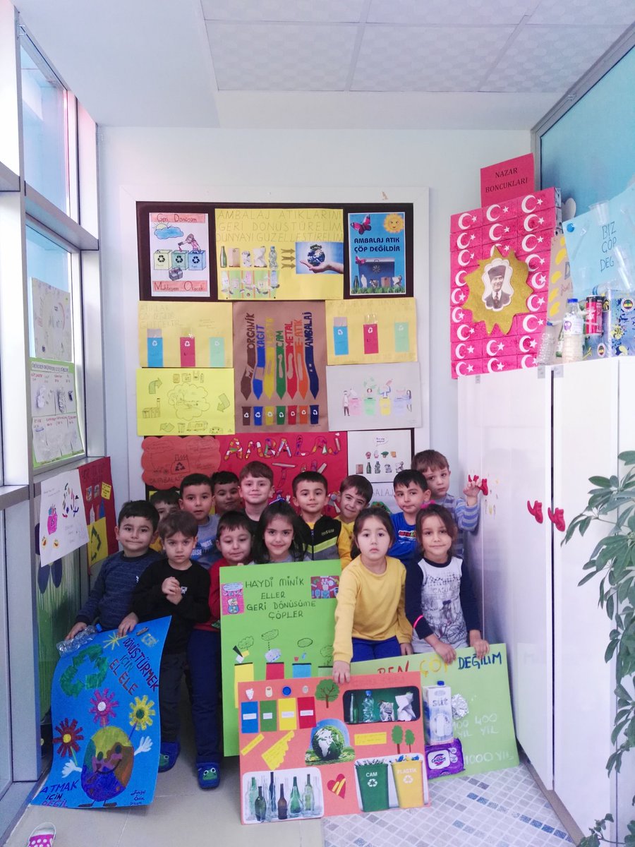 Şehzadeler Şehri Amasya'da, 
Eğitim Şehr-i Amasya sloganı altında,
5132 öğretmenimizle, geleceğimizin teminatı çocuklarımız için 2020 yılında da var gücümüzle çalışacağız. 
#egitimsehriAmasya
#2020amasyayaiyigelecek 
<a href="/tcmeb/">Millî Eğitim Bakanlığı</a>
<a href="/ziyaselcuk/">Ziya Selçuk</a>
<a href="/safran1958/">Mustafa SAFRAN</a>
<a href="/DrOsmanVarol/">Dr Osman Varol</a>
<a href="/ikostereli/">İlker KÖSTERELİOĞLU</a>