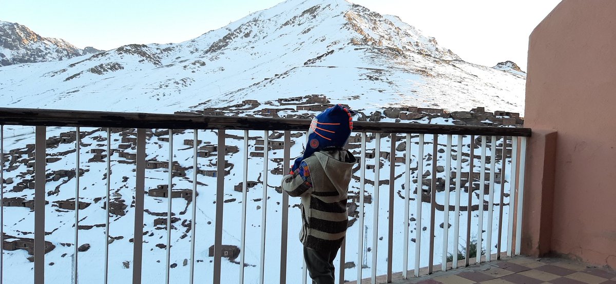 nabilsebti's tweet photo. من دابا سنة سعيدة بالصحة، الإبتسام و السعادة، العاقة، الرجاء بطل جميع الألقاب و قبل كل شيء الحرية لعمر و لتظلم و لجميع المغاربة 
#boussa https://t.co/S6Bm8UyFeC