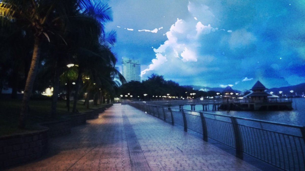 AzramAzri's tweet image. when the sun goes down the sky so purple is the night

#snapseed