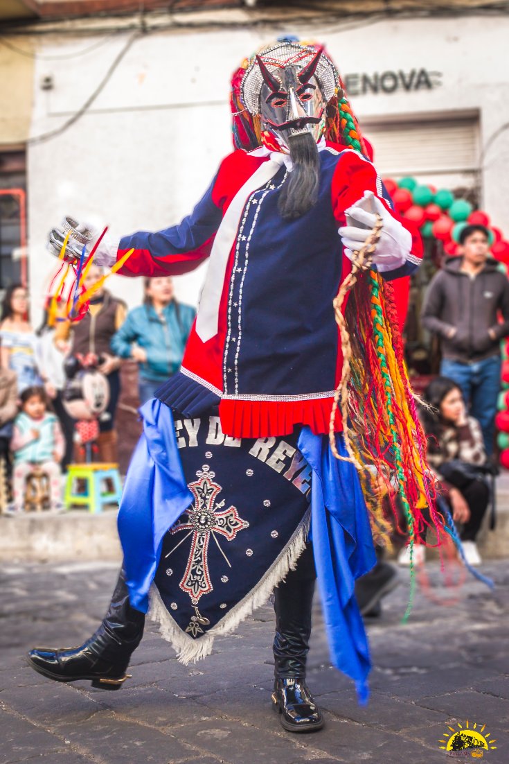 CosechandoR's tweet photo. Elegancia en cada movimiento.
#CosechandoRecuerdos #Riobamba #DiablodeLata https://t.co/yRKTr2iQfH