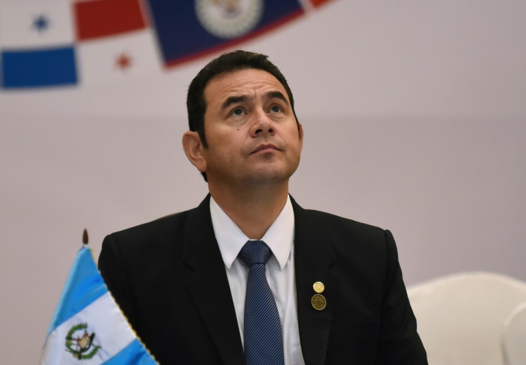 incidente_el's tweet photo. #Eifiltro 📝 | El presidente de Guatemala, Jimmy Morales, aumentó por decreto en alrededor del 3% el salario mínimo mensual para el año 2020 en las actividades no agrícolas, de exportación y maquila, excluyendo al sector agrícola... https://t.co/yFh0tAlkVQ