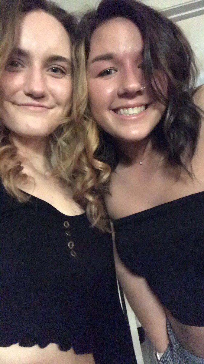 kat_warnken's tweet photo. Happy birthday to the only person that I know who loves eating blaze and DQ ice cream as much as me🤪 thank you for always dying my hair and letting me borrow your clothes! Have a great day! https://t.co/PtuYhoj77a