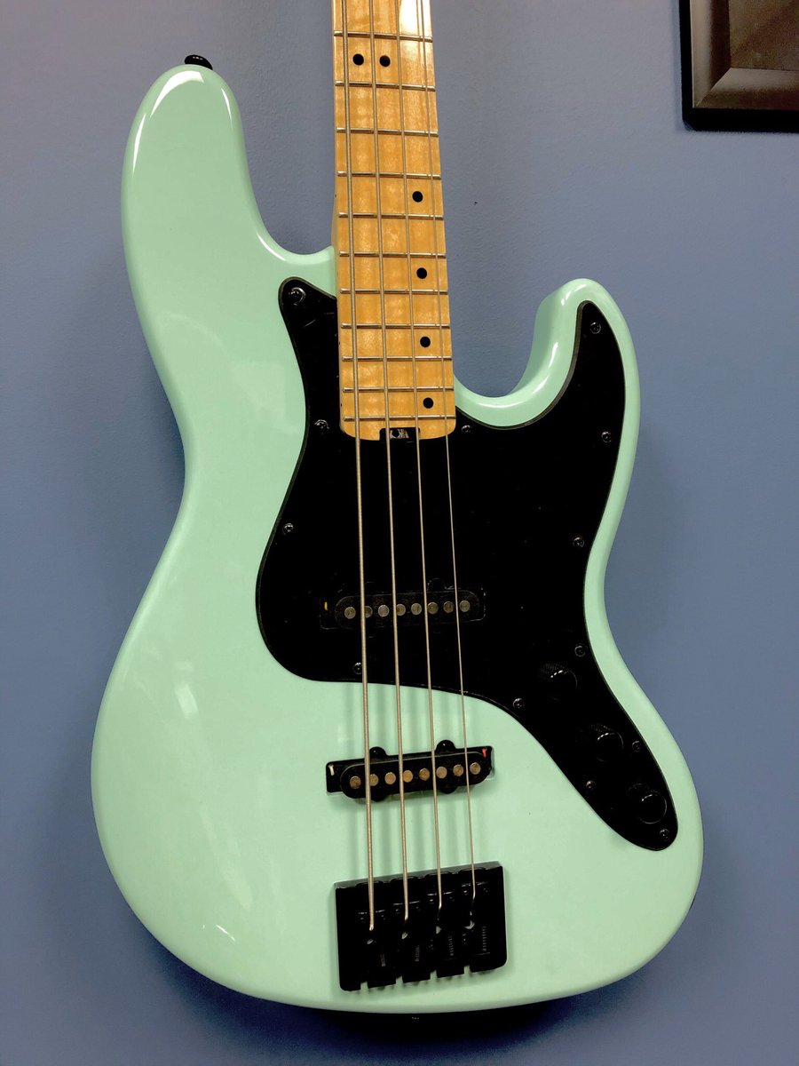 prymaxe's tweet photo. Taking a couple moments to admire the @schecterguitarsofficial J-4 Bass in Maple/Sea Foam Green. I know what your thinking.....yes you need one! 💯🎸💥

#prymaxegear #prymaxe #schecterguitars #guitar #guitaroftheday #schecterguitarsofficial #schcterbass #bass #bassguitar https://t.co/ywVjcuoXVo