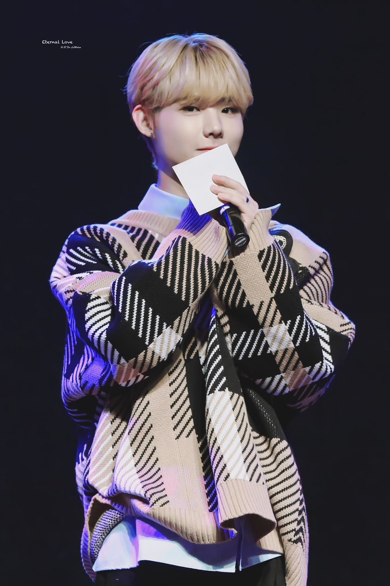 1027Eternal's tweet photo. 191225 Christmas FM HQ
#이미담 #leemidam https://t.co/1DTgRp673B