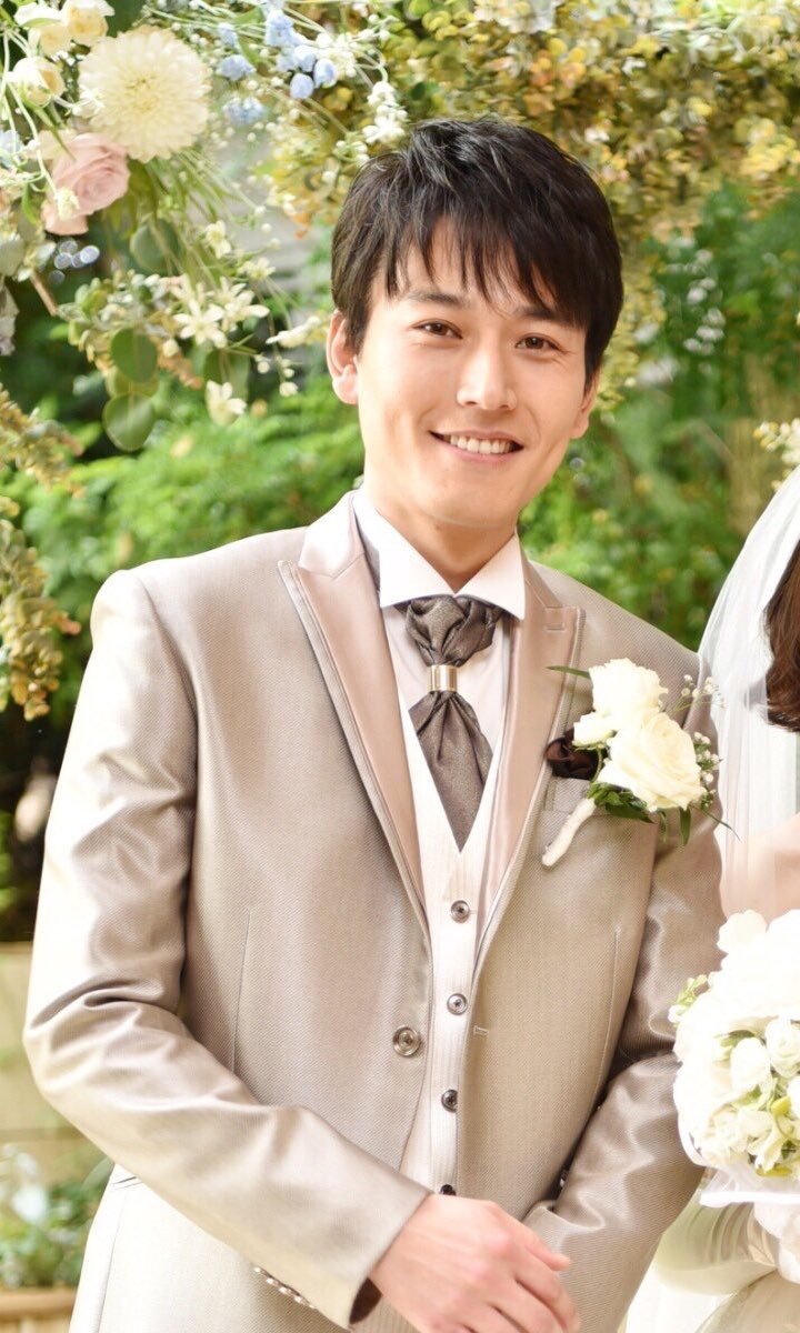 Happyskyrainbow's tweet photo. 2019年今年の振り返りしてみたら、
推しは今年もビジュアル最高でした✨
#柴公園 #DMCLH #白衣の戦士
#最貧前線 #蕨野友也 https://t.co/ad9Q0wz8vK