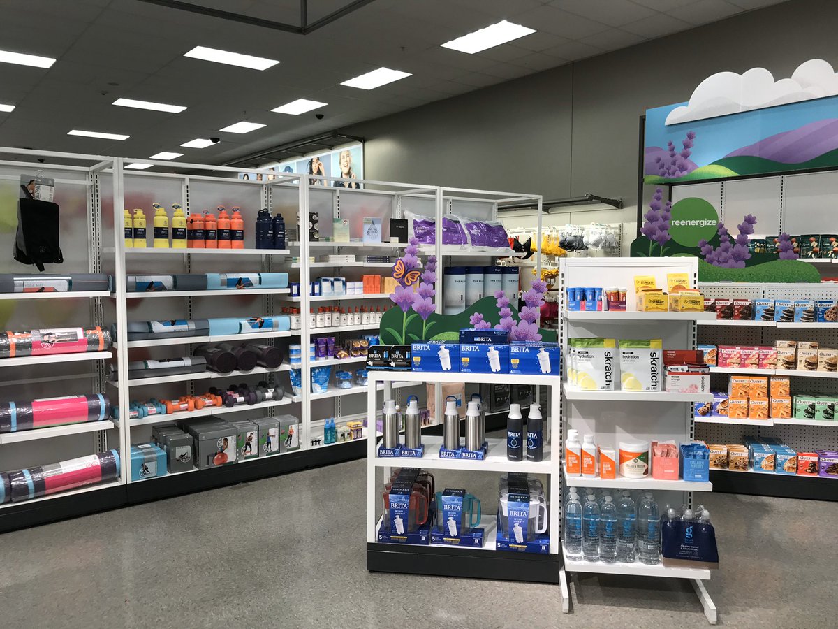 #T2524 is ready for the New Year and new sets! #bringon2020 💪🏼<a href="/Tara_Corcoran4/">Tara Corcoran Finch</a> <a href="/Efrain_alonzo2/">Efrain</a> @garadasimmons <a href="/salamlazkani/">salamlazkani</a> @kelsieT2524 @JanetteB2524