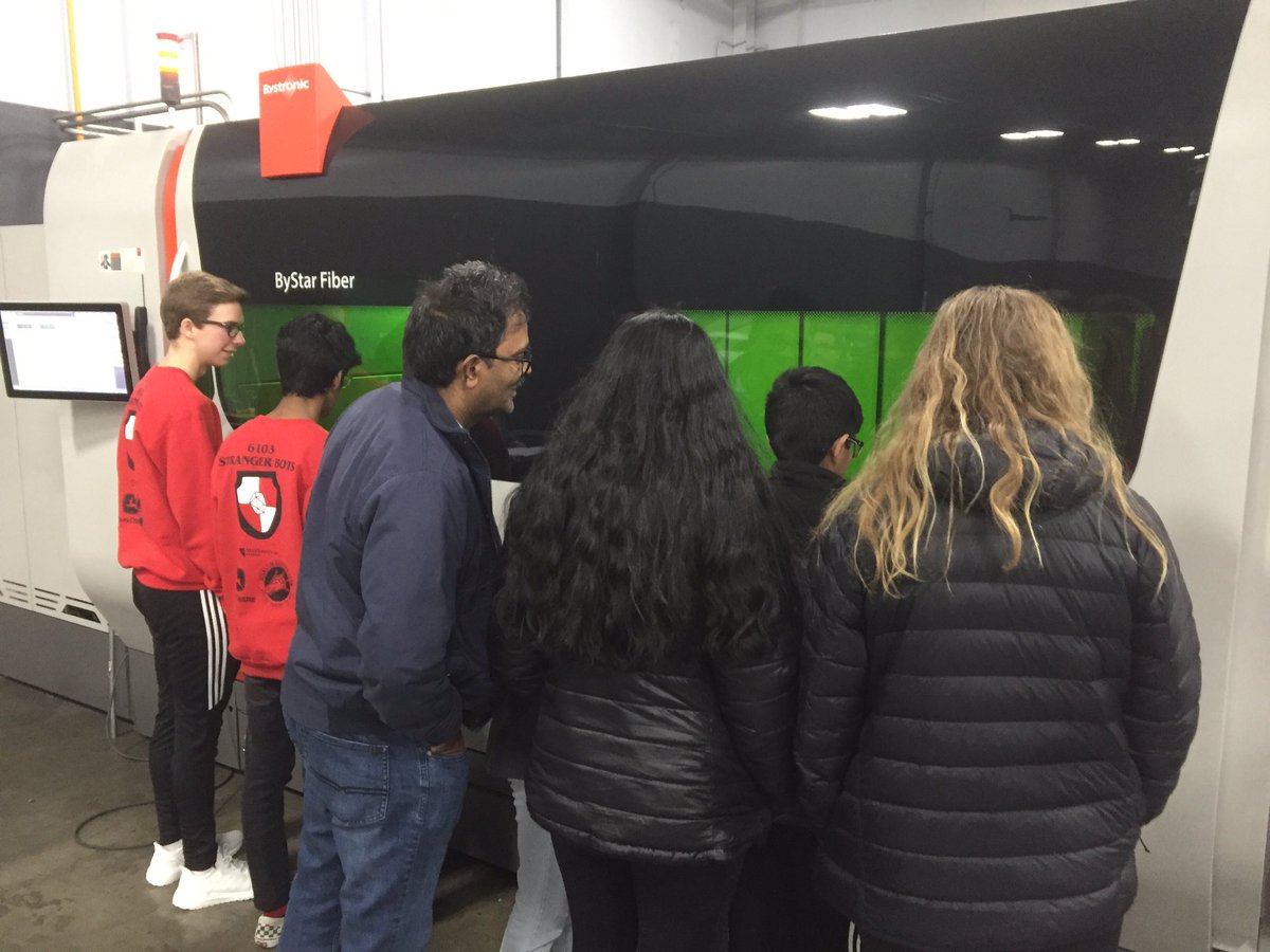 strangerbotsftc6103 tweet media