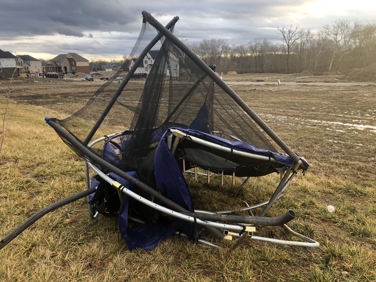 ShereeWLWT's tweet photo. Santa is not happy with Old Man Winter (AND NEITHER AM I!) Our trampoline lasted 6 DAYS ๐ฉ๐ฉ #naughtylist #thankgodforAmazon https://t.co/frWFbLeR6N