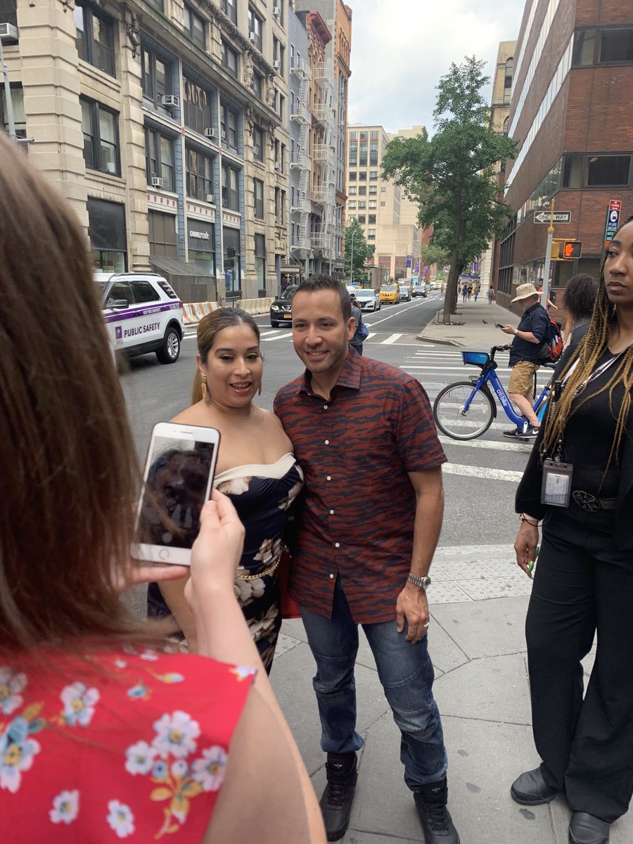 maleficently_sc's tweet photo. Met ⁦@howied⁩ in 2019 ❤️wishing Back in the day much success #bsb2019 https://t.co/MvgWi46DAl