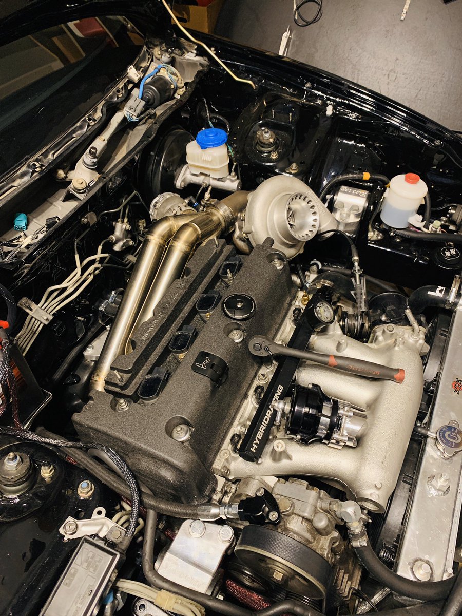 johnnywang__'s tweet image. 🐌🤡🥴 #2020problems