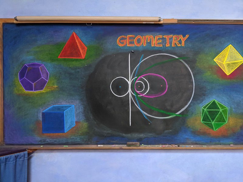 SC_Waldorf's tweet photo. Exploring geometry through Platonic solids. #Geometry #platonicsolids #waldorfeduction #santacruzwaldorf #santacruz https://t.co/xJMSvB5KDc
