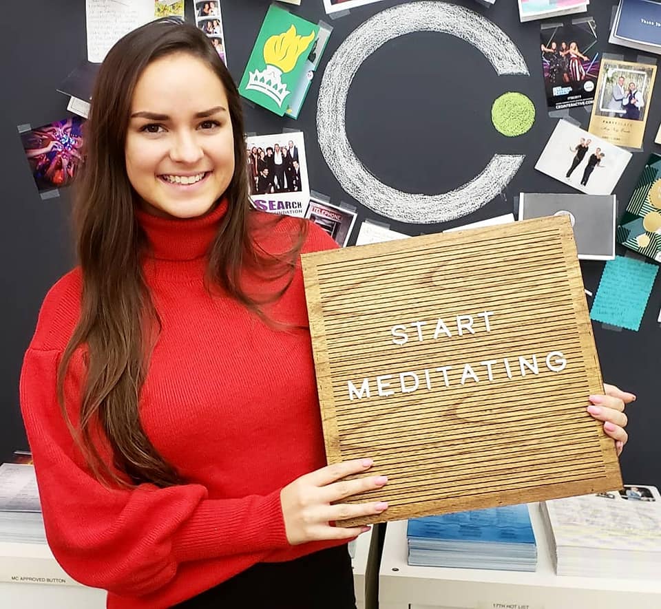 TeamCerbelli's tweet photo. A new year brings new goals! Here are some of our team's 2020 New Year's resolutions! What's yours?
#MCapproved #MichaelCerbelli #CerbelliCreative #TeamCerbelli #resolutions #newyears https://t.co/c7RlZ9ZvCe