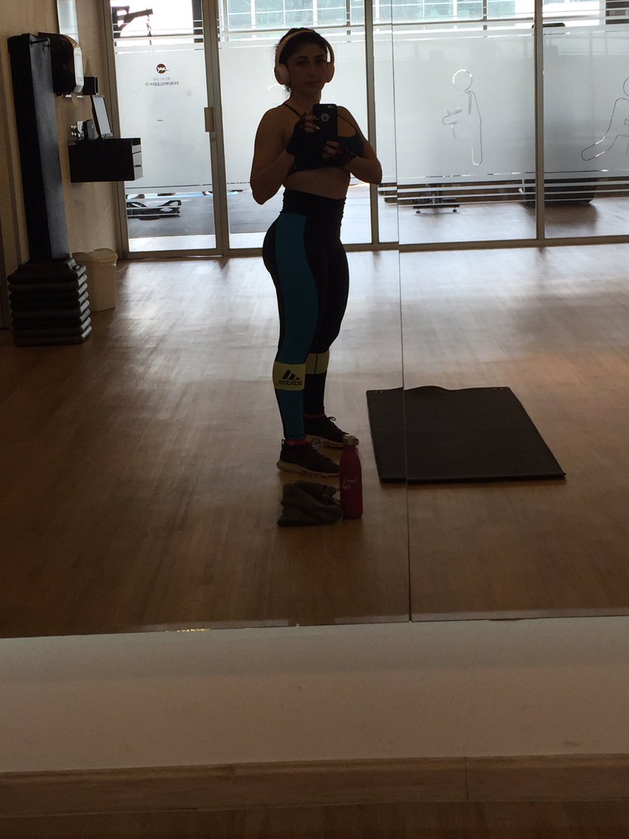 alcasugey's tweet image. Último entreno del 2019  🏋🏼‍♀️💪🏻 #yoentrenoenpowerclub