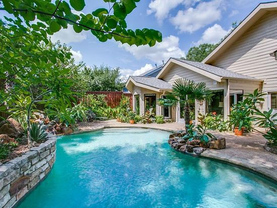 TheOGormanGroup's tweet photo. Open House! 1512 Mockingbird Drive, Plano
Saturday, Jan 4, 1-3PM π‘
Don't miss the opportunity to come see this beautiful, well-kept home in Old Shepard Place! #theogormangroup #dallasrealestate #dallasrealtor #realestatedallas #dfwrealestate #justlisteddallas #openhouse https://t.co/DNBZ0Zhk7R