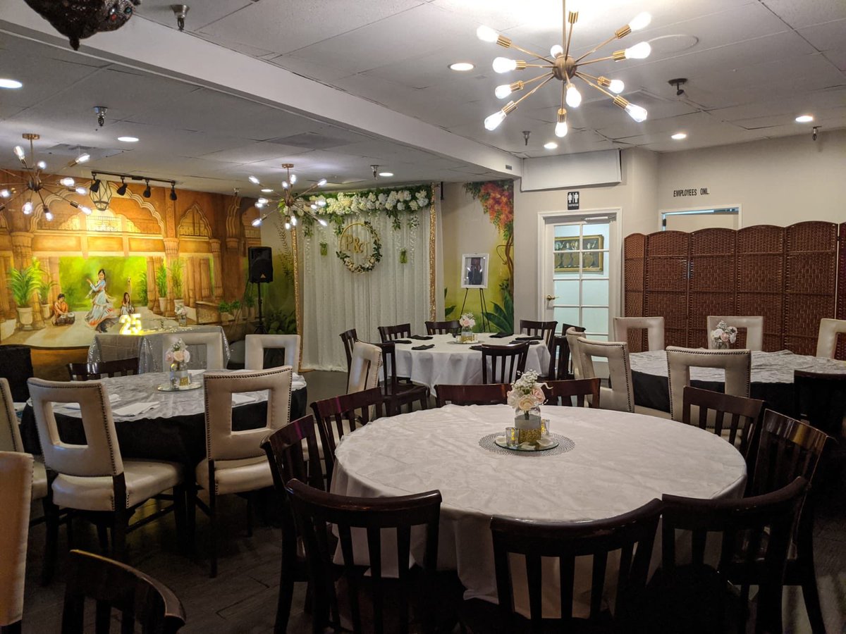 Tamba30Anaheim's tweet photo. 25th Wedding Anniversary Party set-up at Tamba30 Gold Banquet Room🎉

If you're looking for a place to host your next party/event or get together, we've got the space!

#Tamba30Banquet #Tamba30Restaurant #Tamba30 #FoodCatering #IndianCuisine #Banquet #IndianFood #Buffet #Caterer https://t.co/OUYYJmxx8V