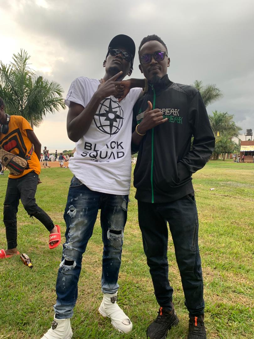 SELECKTAENTITY's tweet photo. Akaama by Sama Sojah @nbsafter5 @DouglasLwangaUg @mzaziwillytuva @djjacobomutuze #EntityMusikInc. #OfficialVideo #MustWatch&Listen Click Link Below https://t.co/rfMVAJw4pQ https://t.co/ilGi4GhbdI