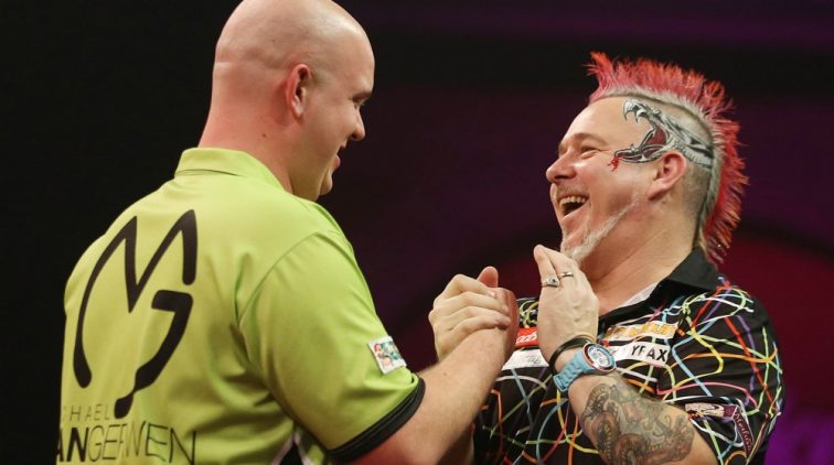 Peter 'Snakebite' Wight heeft zich als eerste gekwalificeerd voor de finale van het WK Darts! 🎯 Zien we hem tegen van Gerwen in de finale op 1 januari? 🤔

ℹ️ kingsofdarts.nl

#PDCWorldChampionship #DartsWorldChampionship #pricewright