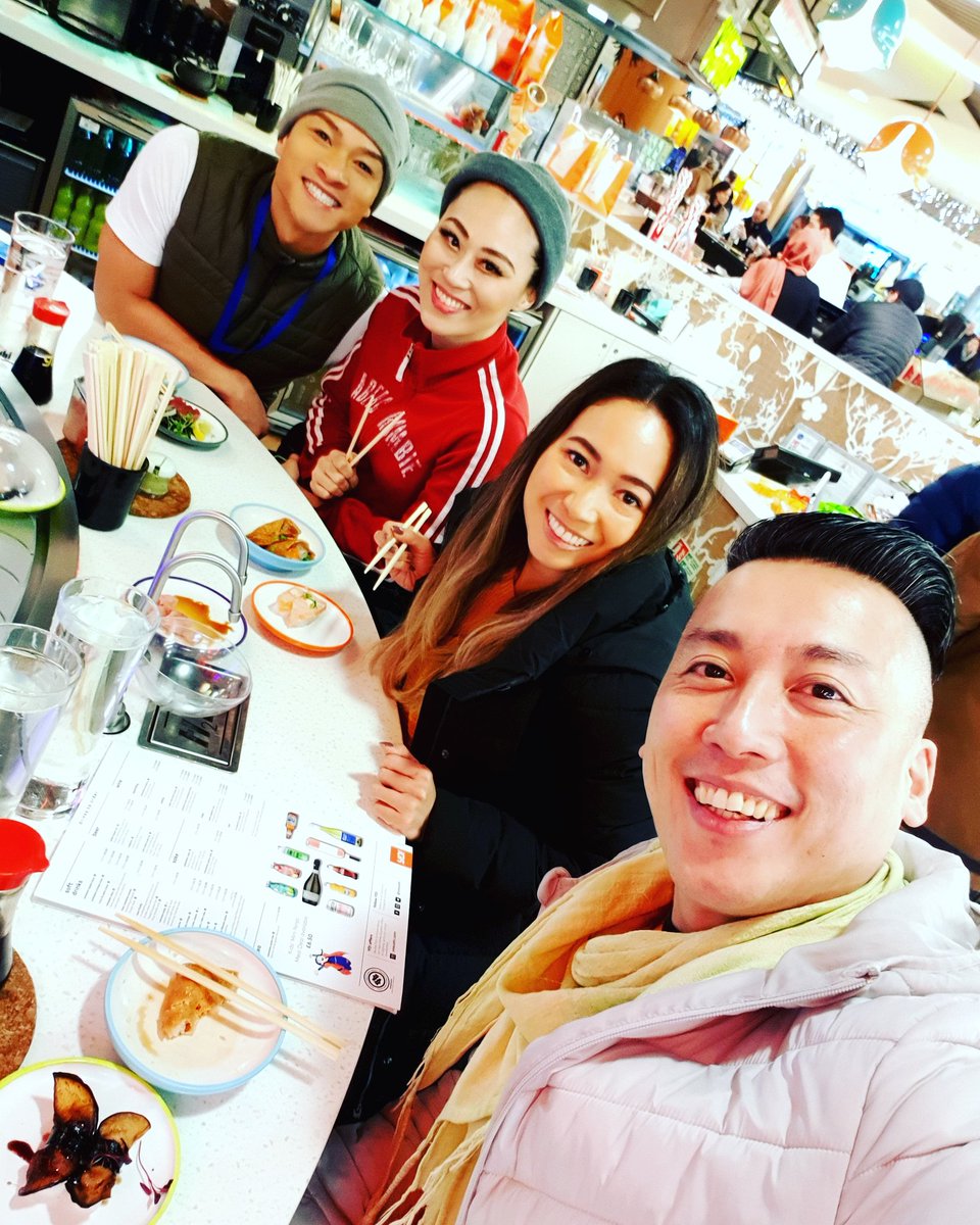 KokHwaLie's tweet image. Maria came all the way to Brum for The King And I! #TheKingAndI #TheKingOfSiam  #wegowayback #vriendjes #dutchies #theatre #birmingham #brum #aida #misssaigon @mariaGraciano20 @thealexbham @thekingandiuk #touringlife #actor #actorslife #workingactor #theatre #stagey #thealexandra