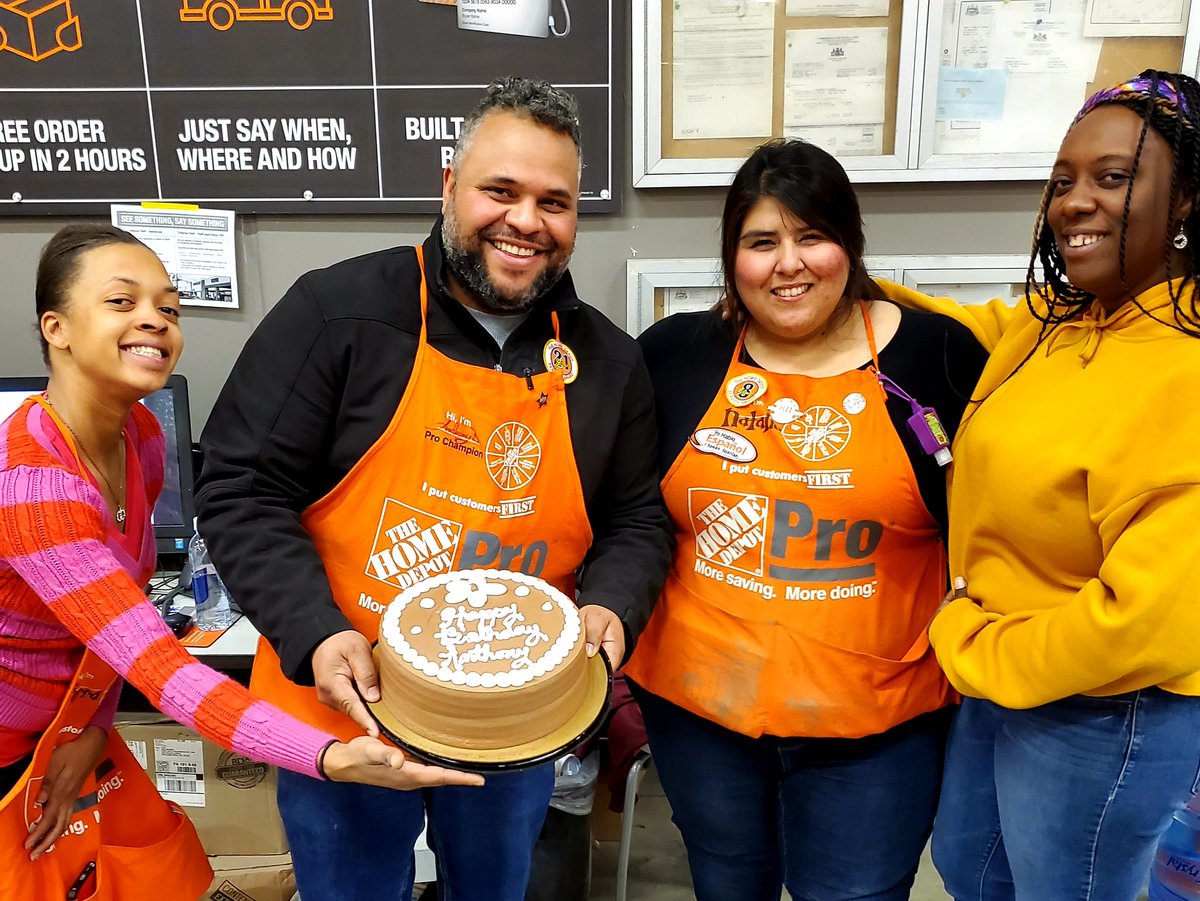 Happy birthday to our amazing PASA Anthony! Today we surprised him with a birthday cake 🎊🎉😊🎉🎊 we wanted to do a little something to say thank you for all you do! We can never express enough how much we appreciate you! #THD #TakingCareOfOurPeople #4166TheBestSouthPhillyHD