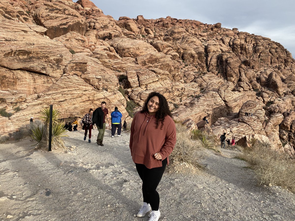 marissasozaaaa's tweet photo. Totally forgot I went to VEGAS #WHIVSIV ๐ฐ https://t.co/JxQCvflizr