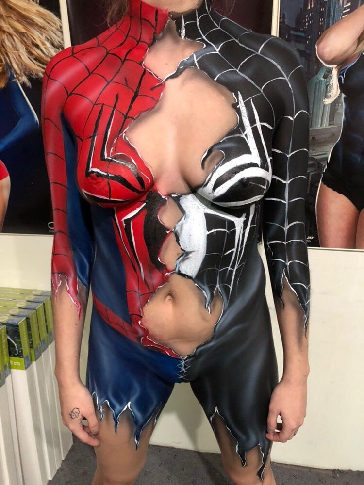 3 pic. Did a thing last night 🖤❤️ https://t.co/V23hrHpHrL