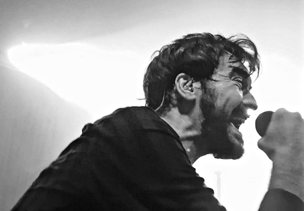 Rau2Biaggi's tweet photo. @secondmusic que remember tan chulo @Jorge2nd @nandowdj @Fran2nd en @SalaElSol #Fraccionesdeunsegundo https://t.co/Halteqb6fT