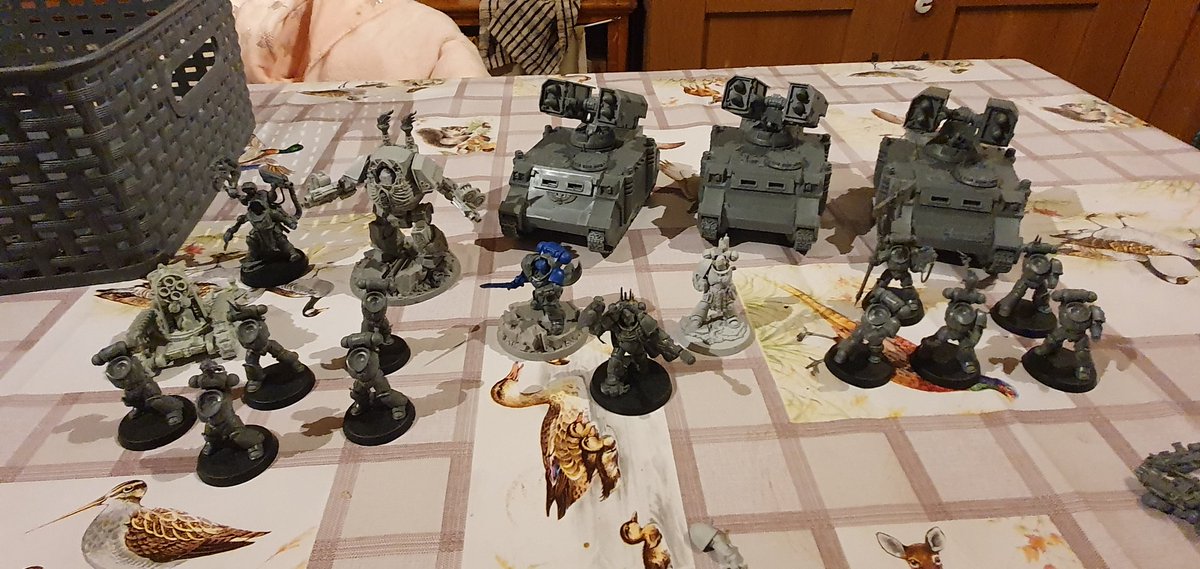 Tatters1717's tweet photo. #SonsOfThePhoenix #GTFinal force getting closer to the spray booth
Bit more clean up tonight, build another 5 intercessors and add a few more accessories like oath papers and relics along with some bolter drilling and they should be good
@AOTI40K nearly there!
#40k #warmongers https://t.co/8J62VelIhm
