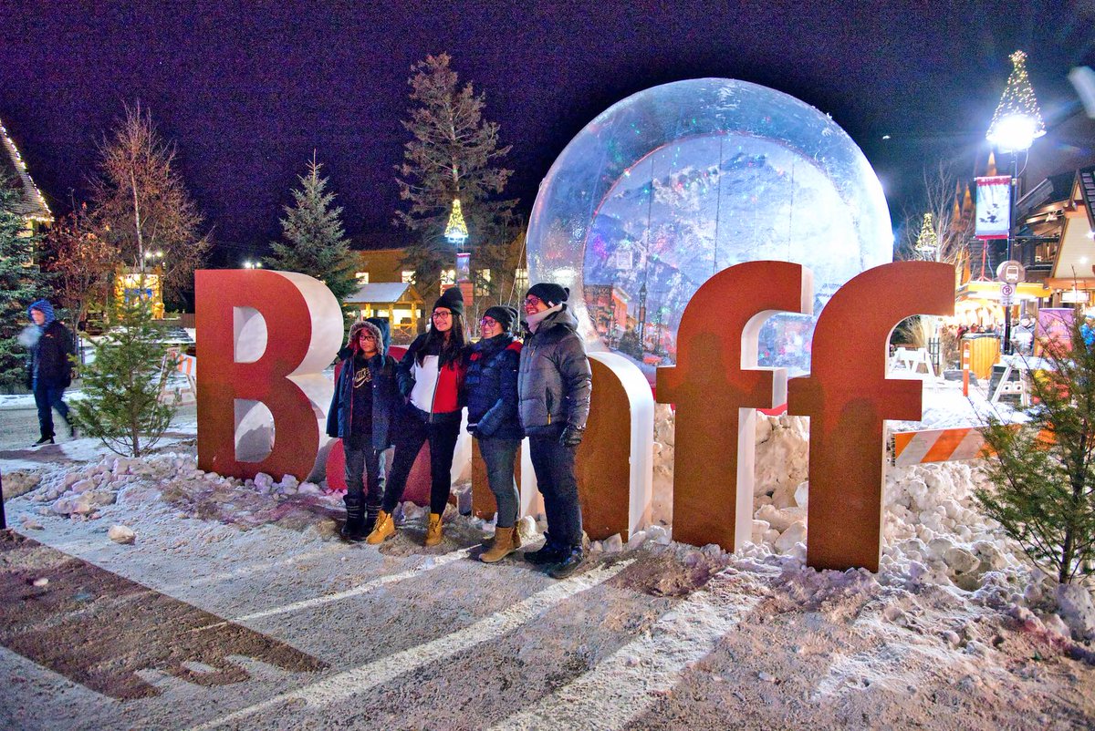 whererockies's tweet photo. Celebrating New Year's Eve in Banff? Here's all you need to know:
https://t.co/FfIlvDDNTb
#NewYearsEve | #BanffTown | @Banff_Town https://t.co/1TYjR5ffUh
