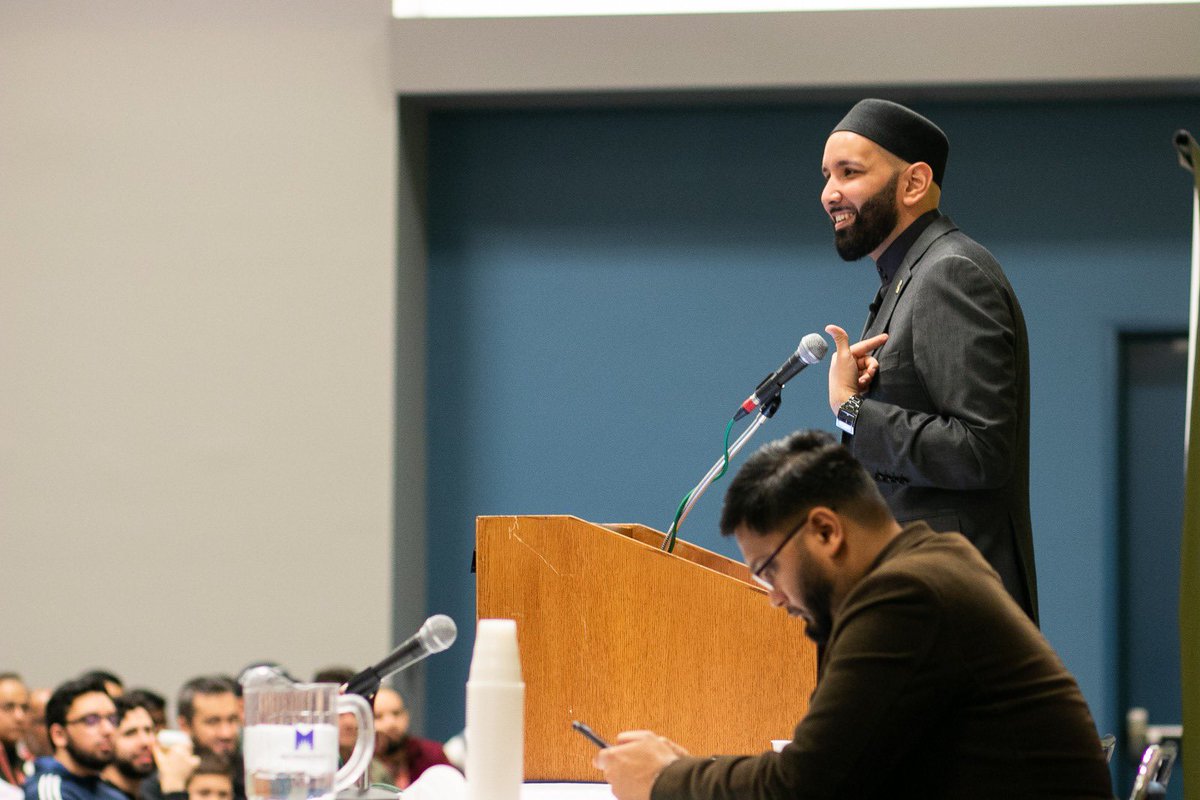 omarsuleiman's tweet photo. #MASCON2019 was such a beautiful experience with over 25,000 people attending. I enjoyed spending the last several days with you all and am especially grateful to MAS for its partnership with Yaqeen and service to the community. https://t.co/sZpl0kTis0