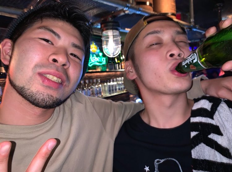 boss0502's tweet photo. 年内最後のliveを終えました！
渋谷THE GAME MIXTUREイベント！
ありがとうございました！！

大好きな仲間と大好きな先輩と今年新しく出会ってくれたみんなと、年内最後のLiveができてよかったです！

2020もどうぞよろしくお願いします🤲

年内最後の📸ショットはJ-REXXXさんとりょうすけ、J平くんw https://t.co/LFHofKLRyi
