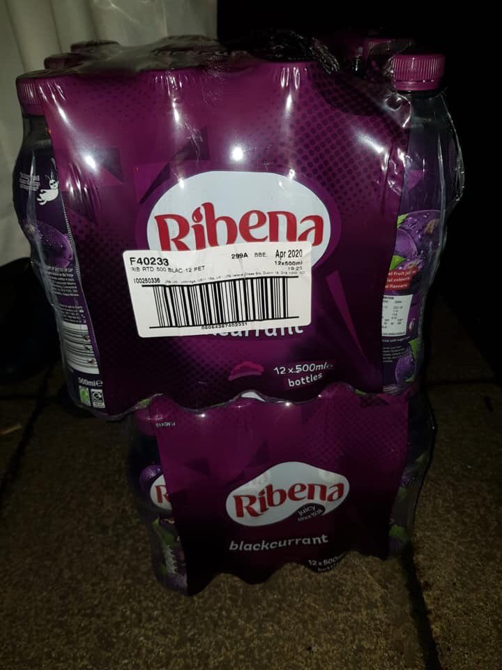 ConnectionsKind's tweet photo. These @RibenaUK bottles were donated to us by @HomelessAid_UK and we gave them out at #DewsburyWithTheHomeless event yesterday.
Thank you #HomelessAidUK for your kind donations.
#KindConnections
#HelpUsToHelpOthers
#ForTheCommunityByTheCommunity https://t.co/scTsuG0SjR