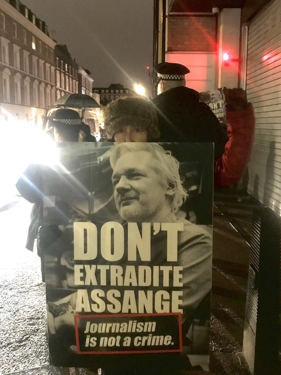 martinbray3's tweet photo. #freeassange #assange #DontExtraditeAssange #couragefoundation #wearemillions #wikileaks #freespeech #righttoknow #amnestyinternational #unitednations
https://t.co/6ETMfHv13i
https://t.co/YKDmcyWlZg
FREE JULIAN ASSANGE https://t.co/a0Ej7Imh6G