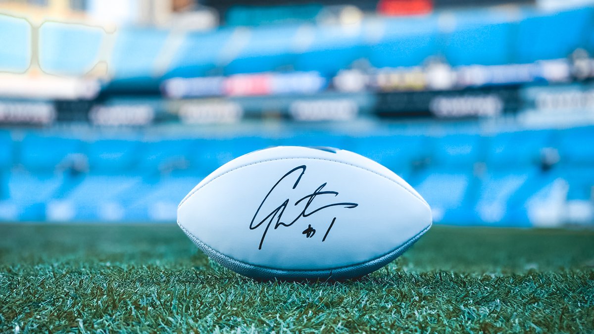 It's time for another giveaway‼️

RT for your chance to win ⤵️

#WPMOYChallenge Newton