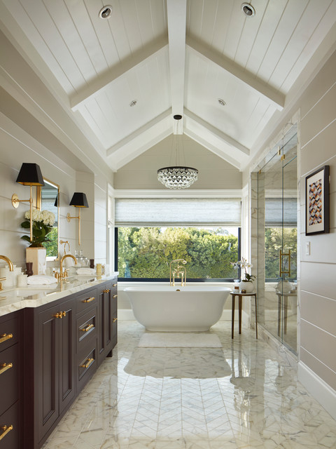 What to Know About Bathroom Chandeliers (15 photos) feedproxy.google.com/~r/houzz/~3/Rp…