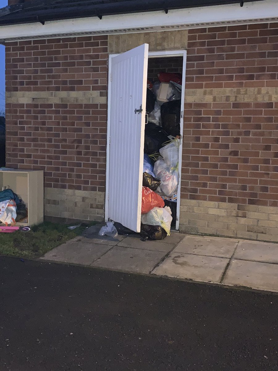 bexiking's tweet photo. @SalfordCouncil bins have not been emptied throughout the Christmas period and still not due for another 3 days!! Fire hazard and environmentally unsafe!! https://t.co/84J76itGyt