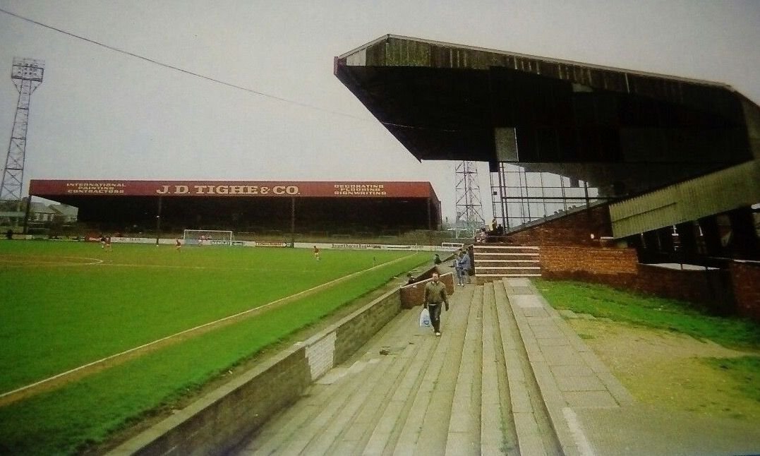 robertmdaws's tweet photo. #OldShowground #Scunthorpeunited @SUFCOfficial #SUFC @GroundAddict @MoodyPhilip https://t.co/j5LycHrzzL