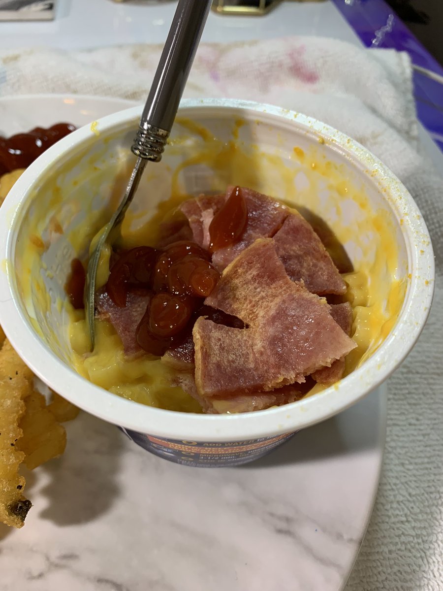 DatEmoMillenial's tweet photo. @tylerrjoseph just know you’re not alone. Mac and cheese + pork roll + ketchup 
Try it you’ll never be the same. https://t.co/PW5wVH2WrN