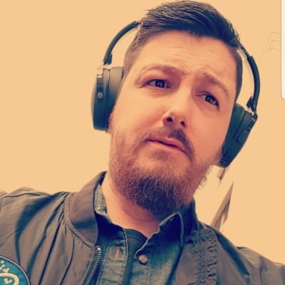 fontaine_78's tweet photo. #AOE Age Of Empire, j'aurai pu incité à aller voir un pro player #MarineLord mais je vous encourage ce soir à aller apprécier le jeu de @panpanQqOh sur le jeu de stratégie qui date de 15 ans ! Bravo l'ami #JeLookPanpan le Boss... https://t.co/KGjoc9SLGv