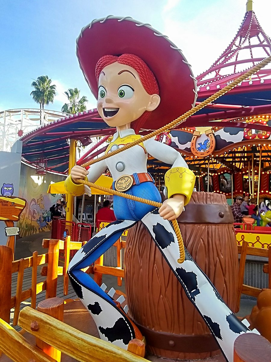 drestrada's tweet photo. Hey Jessie! #Disneyland #Disney #ToyStory #jessiescrittercarousel https://t.co/VQKkYRi74f