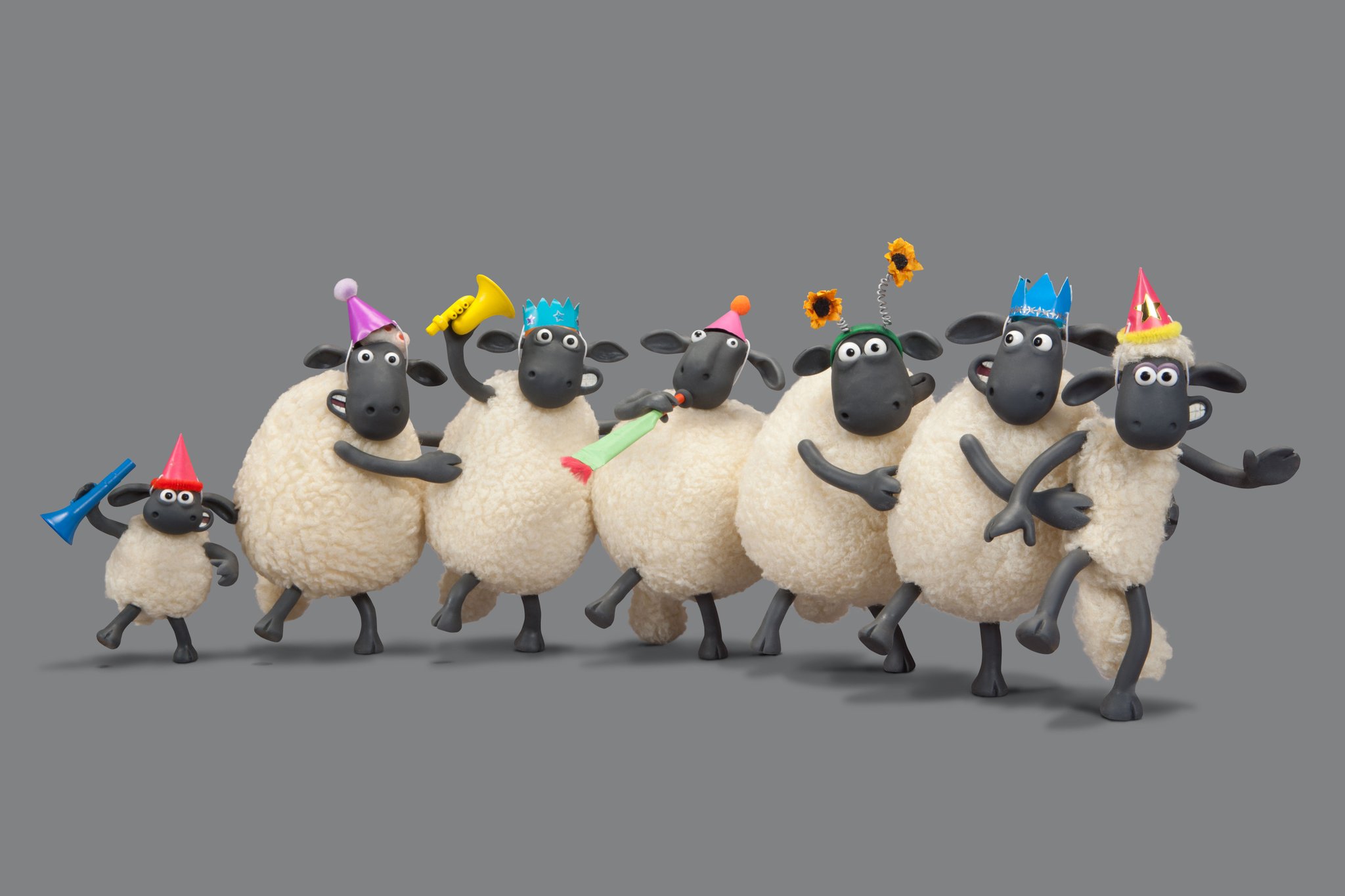 ひつじのショーン 公式 年まであと少し ショーンたちはパーティー中のようです みなさん今年も応援いただきありがとうございます 来年もどうぞよろしくお願いいたします 良いお年を ひつじのショーン