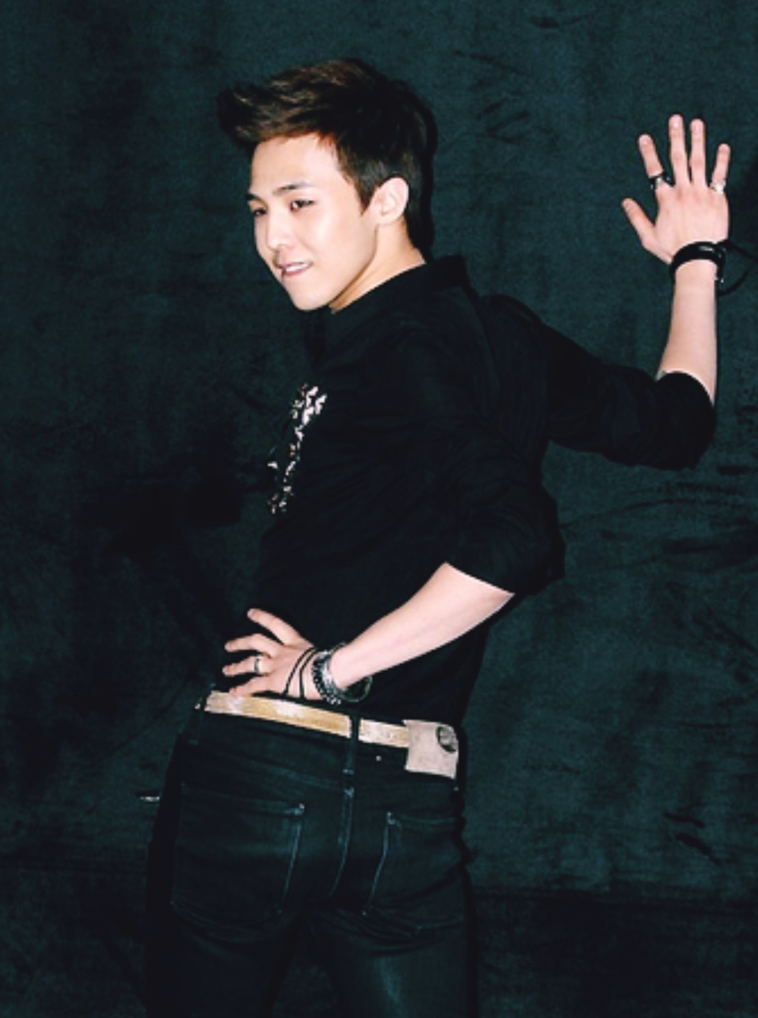 G-DRAGON(from BIGBANG)/G-DRAGON 2017 WO… G-Dragon discography - Wikipedia