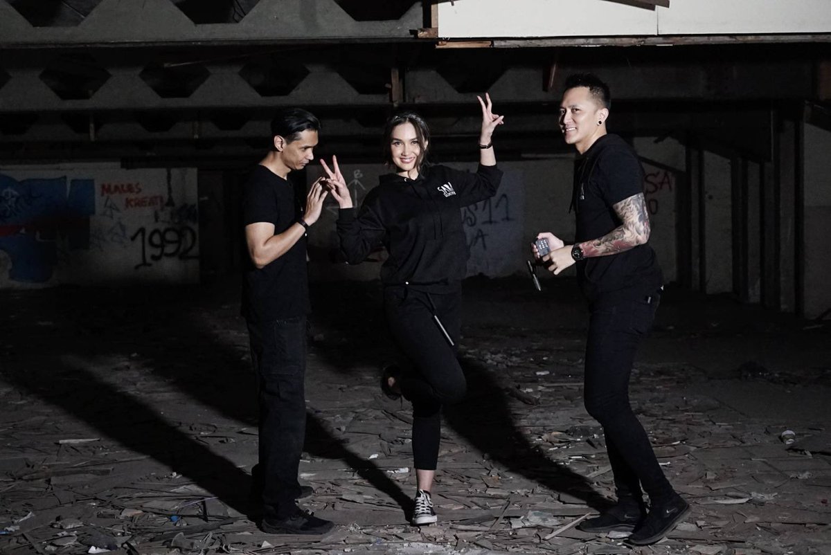 3M subscribers! Yaaaay! Thank you Saraddicts for the love &amp; support! #DiaryMisteriSara naik teroooss!