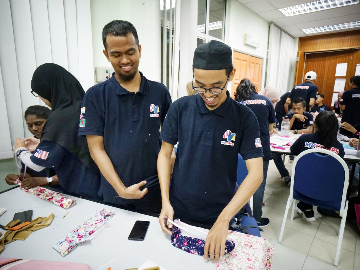 mycorpsofficial's tweet photo. [MYCORPS MISSION 8 @ SOUTH ASIA]

Day 8: 30th December 2019

Topic: Menstrual Hygiene DIY Reusable Pad

Speaker: Fitriyati Bakri from @mybungapads

#MyCorps #MyCorpsSouthAsia
#Negaraku #ChangingLives #YouthPower @SyedSaddiq @scheekeong https://t.co/honSSD53Jz