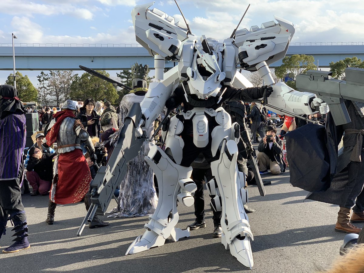 Twoucan モビルスーツ の注目ツイート コスプレ